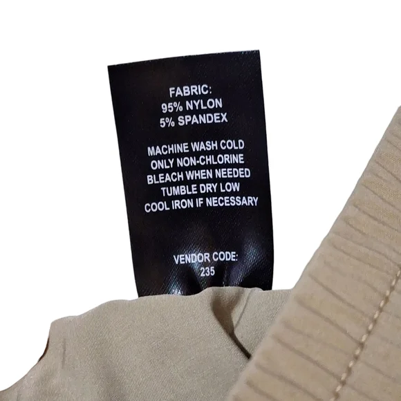 Akademiks Men's Beige Flat Front Shorts - Picture 6 of 8